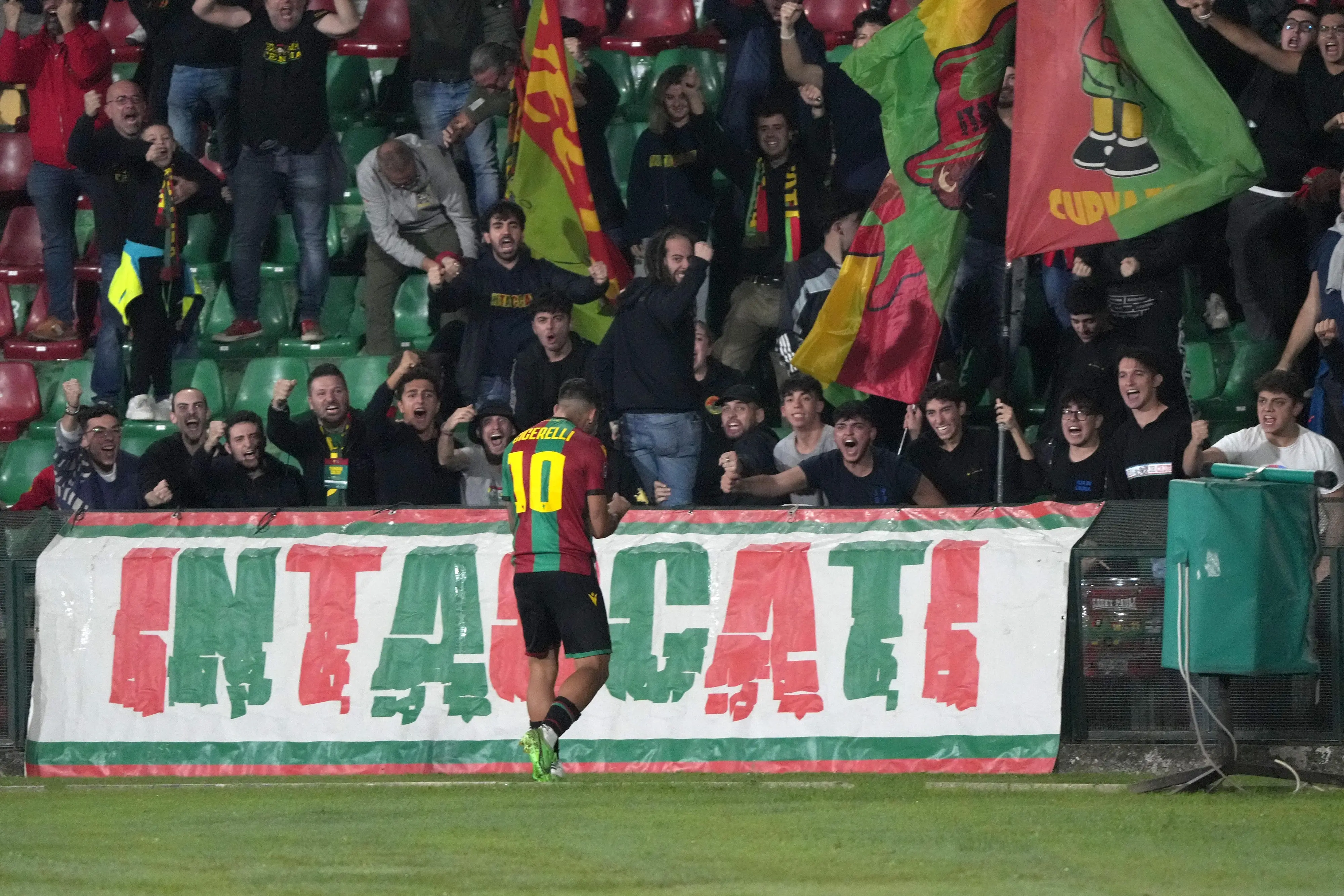 Spal Ternana 0-3, quinta vittoria di fila per le Fere