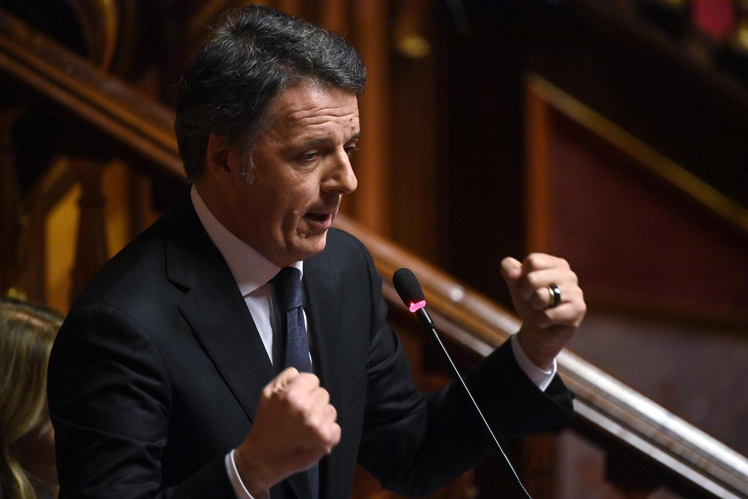 Renzi critica Meloni al Senato: "Debole coi forti, forte coi deboli"