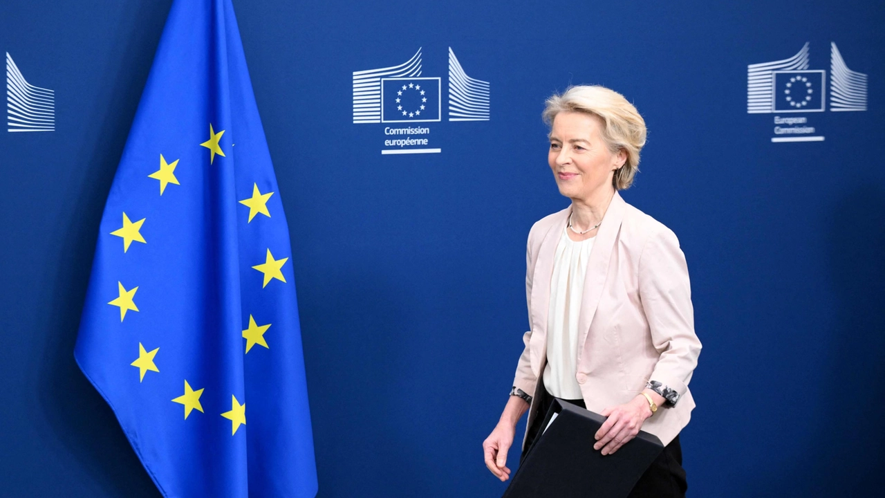 La presidente della Commissione europea, Ursula von der Leyen (Ansa)