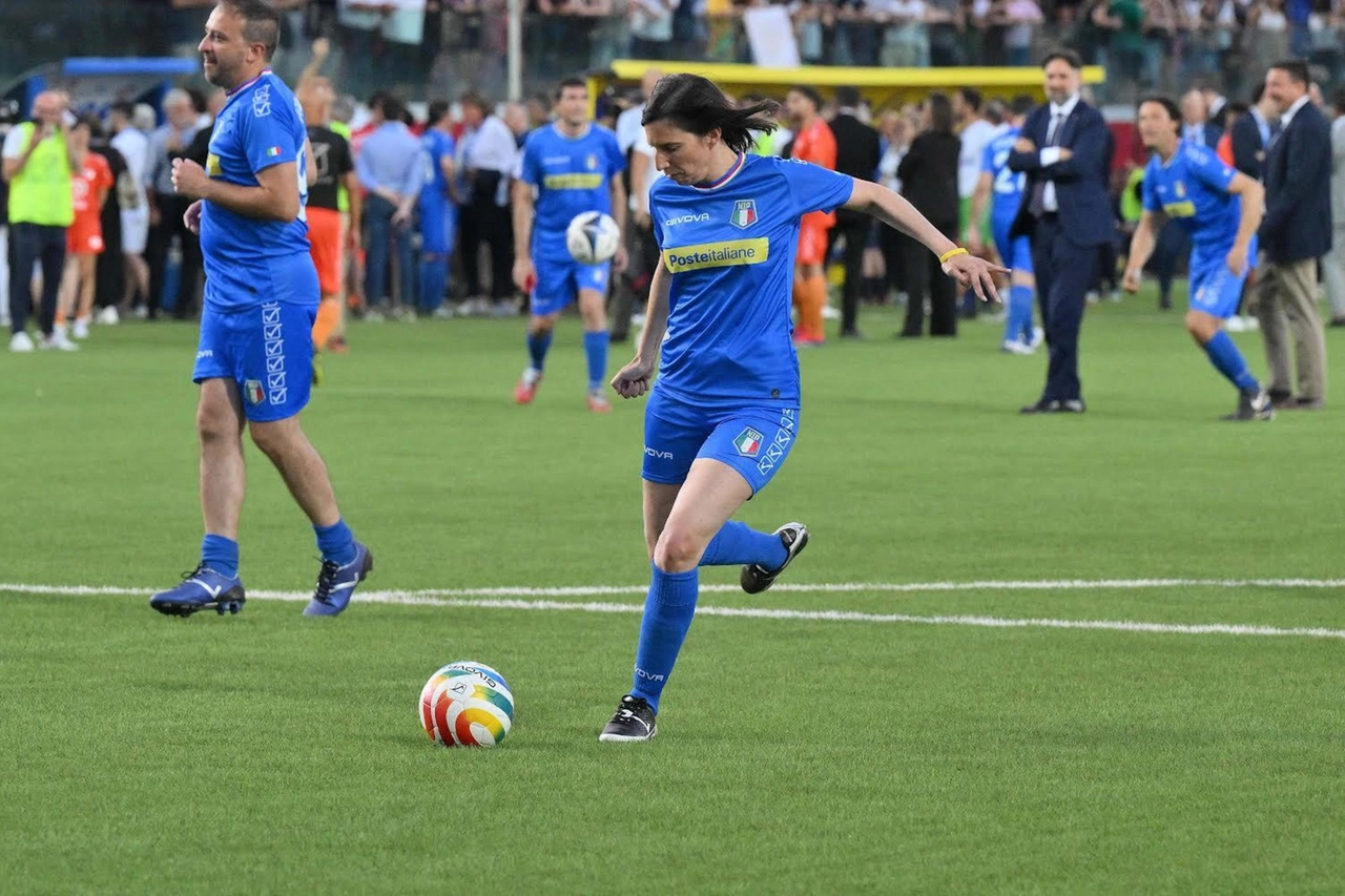 Schlein in azione (Ansa)