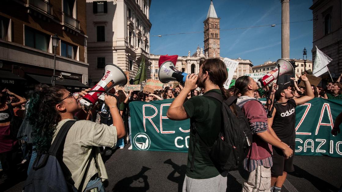 Astensionisti ma più estremisti. Il binomio giovani e politica