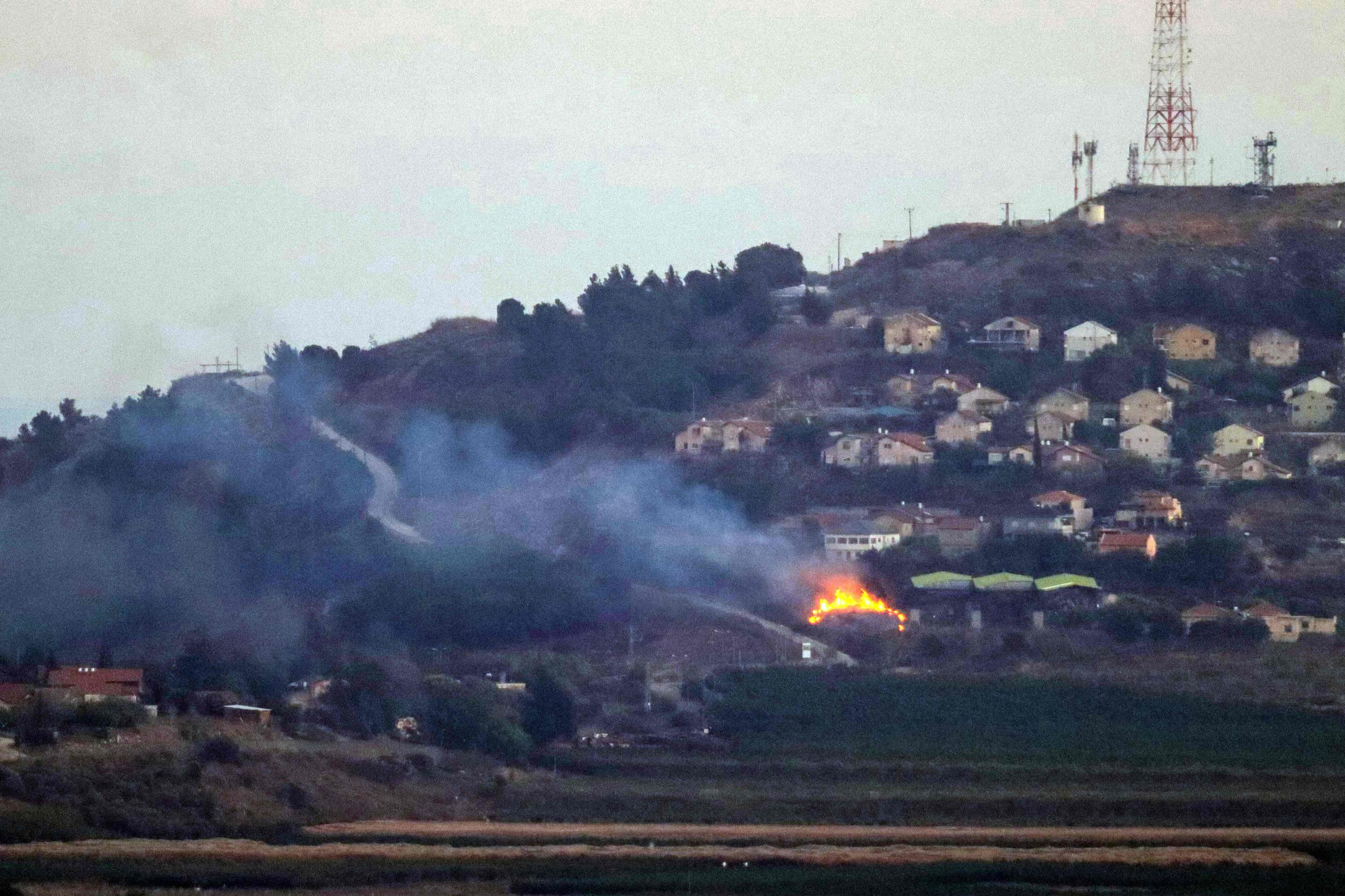 Libano, l’Unifil non lascerà le sue posizioni. Raid di Israele, ucciso comandante di Hamas