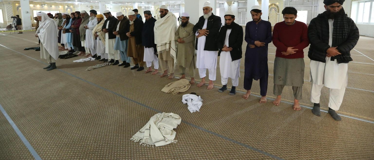 Attentato suicida in Pakistan: rivendicazione dell'Iskp, almeno 5 morti a Darul Uloom Haqqania