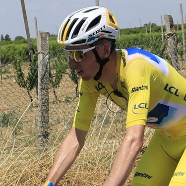 Ciclismo, Bardet su Pogacar: "E' di un'altra categoria e a qualcuno questa cosa pesa"