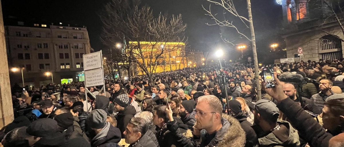 Protesta Studentesca a Belgrado: Occupata la Sede della TV Pubblica RTS