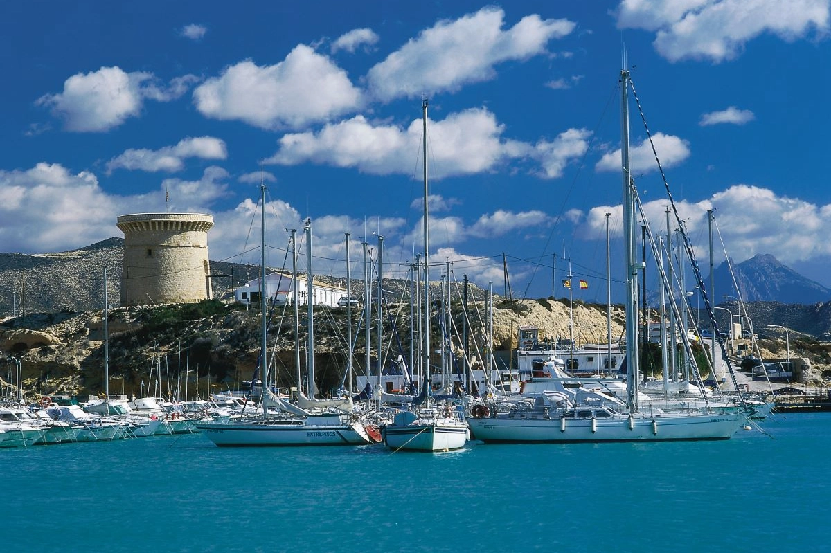 Il porto sportivo El Campello di Alicante (©Ente Spagnolo del Turismo-Turespaña)