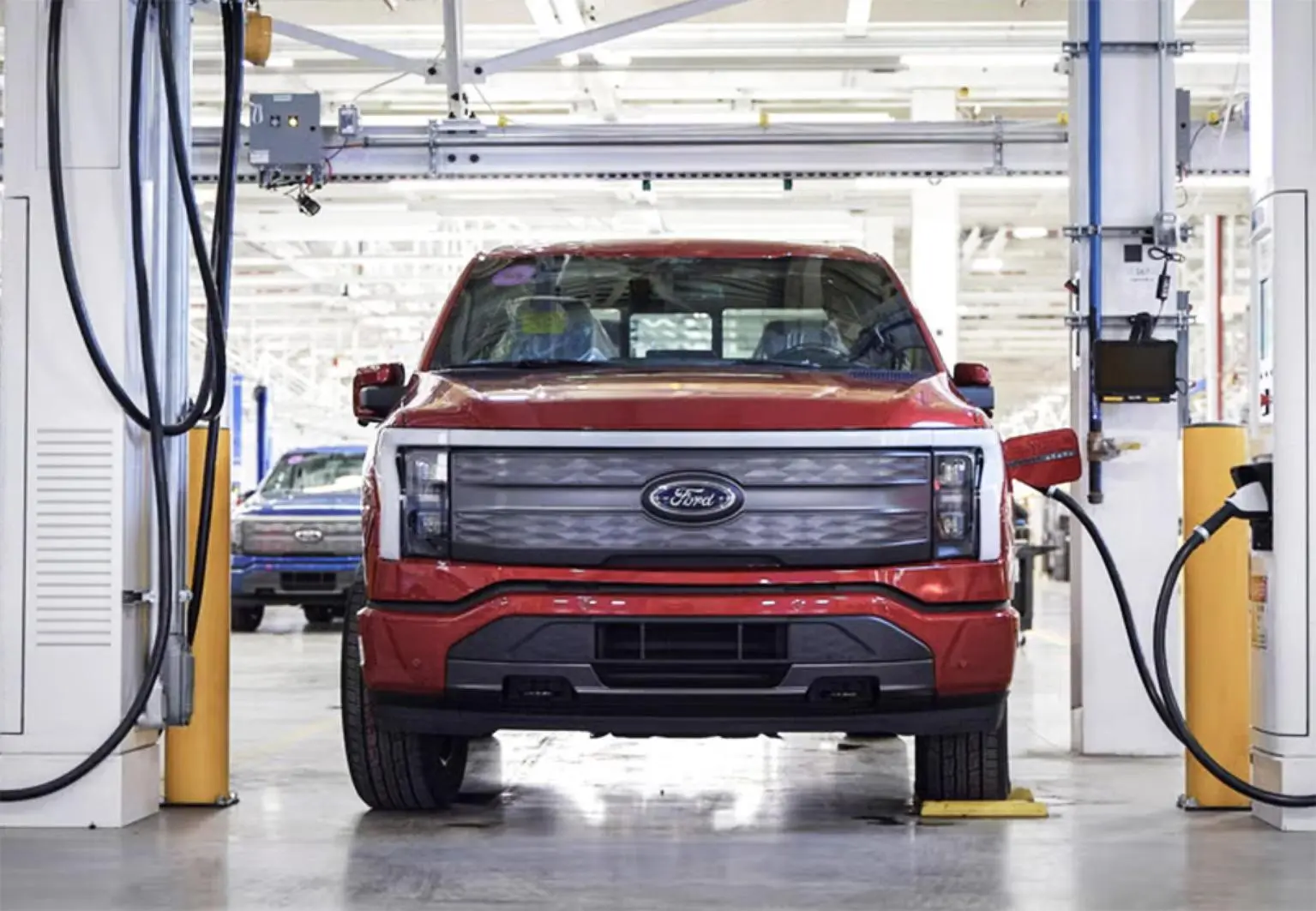 Gm pesante a Wall Street con dazi, -4%. Ford perde il 2,65%