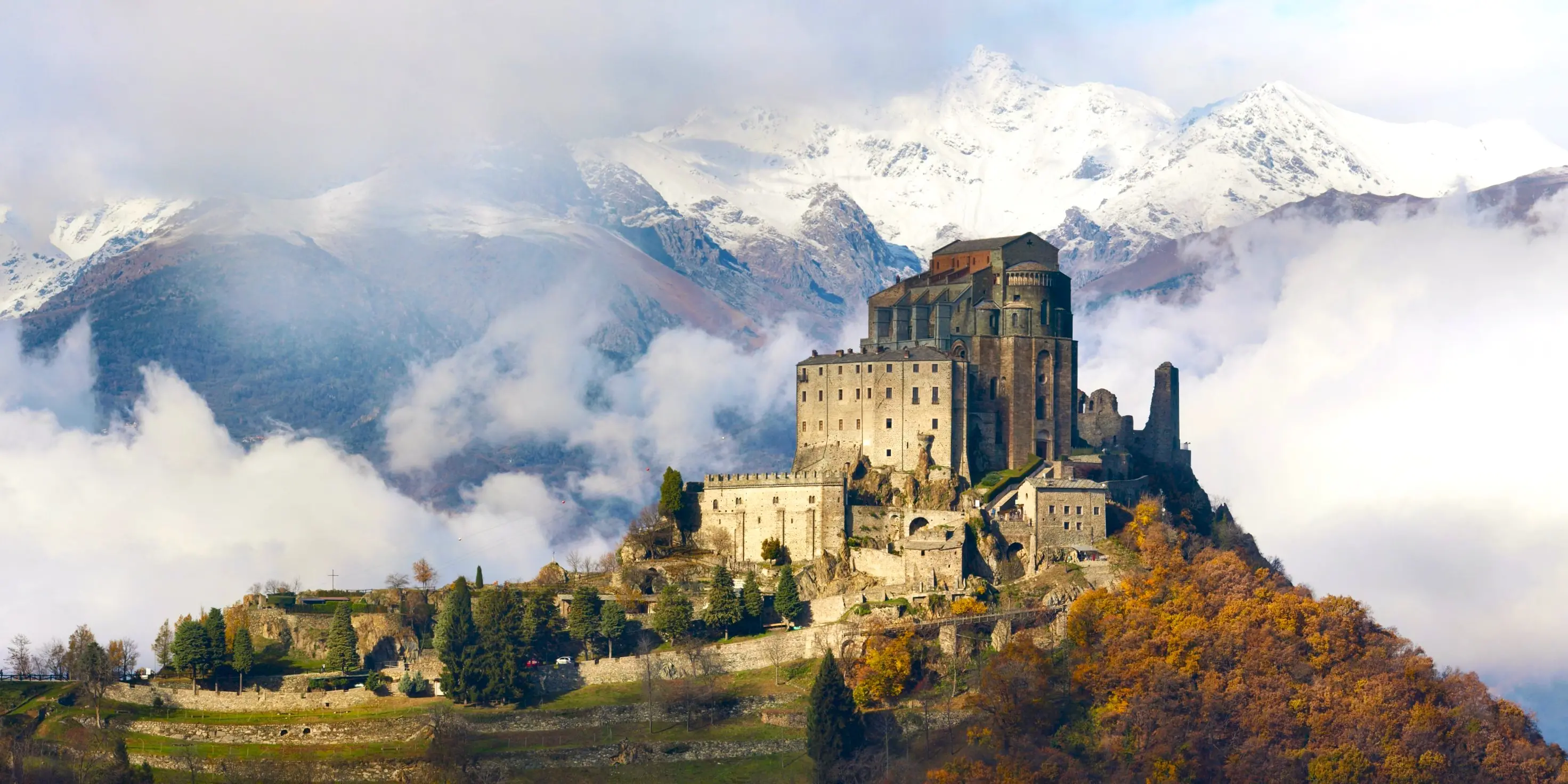 Sacra di San Michele, l’austera abbazia della Val Susa che ispirò Umberto Eco