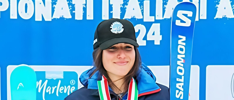 Ore d’angoscia per la 20enne Matilde Lorenzi, uscita dal tracciato della pista. L’operazione d’urgenza, ma la situazione resta critica e preoccupante. L’atleta doveva essere in Svezia, ma il troppo caldo ha cambiato i programmi.