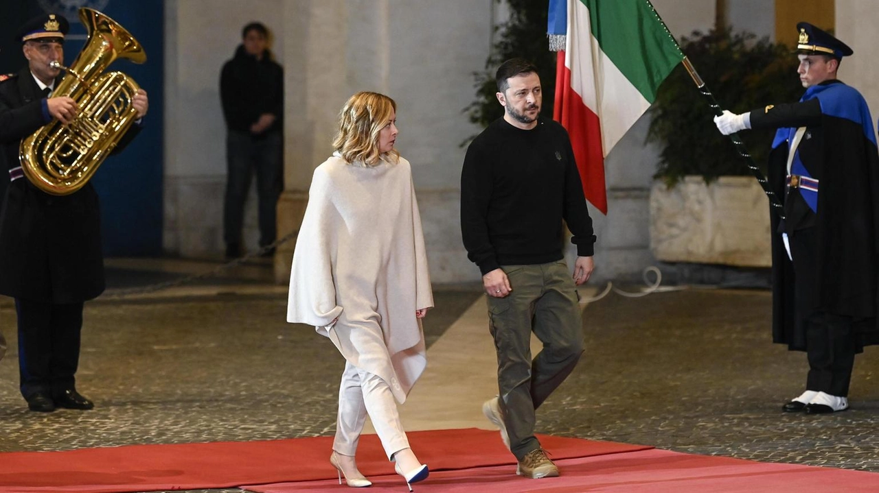 Giorgia Meloni ha incontrato Volodymyr Zelensky a Palazzo Chigi, confermando il pieno sostegno dell'Italia all'Ucraina.