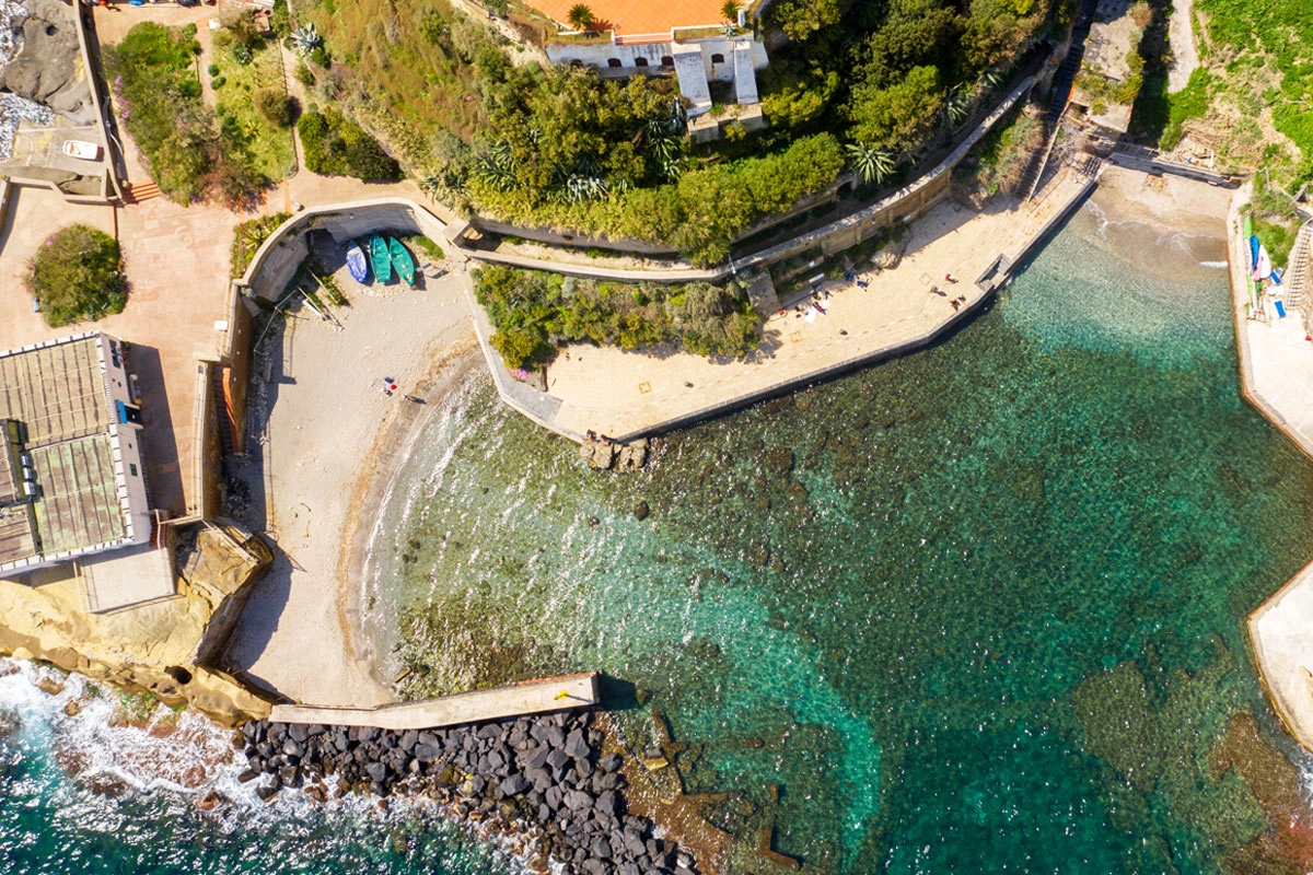 Spiaggia libera della Gaiola, Napoli