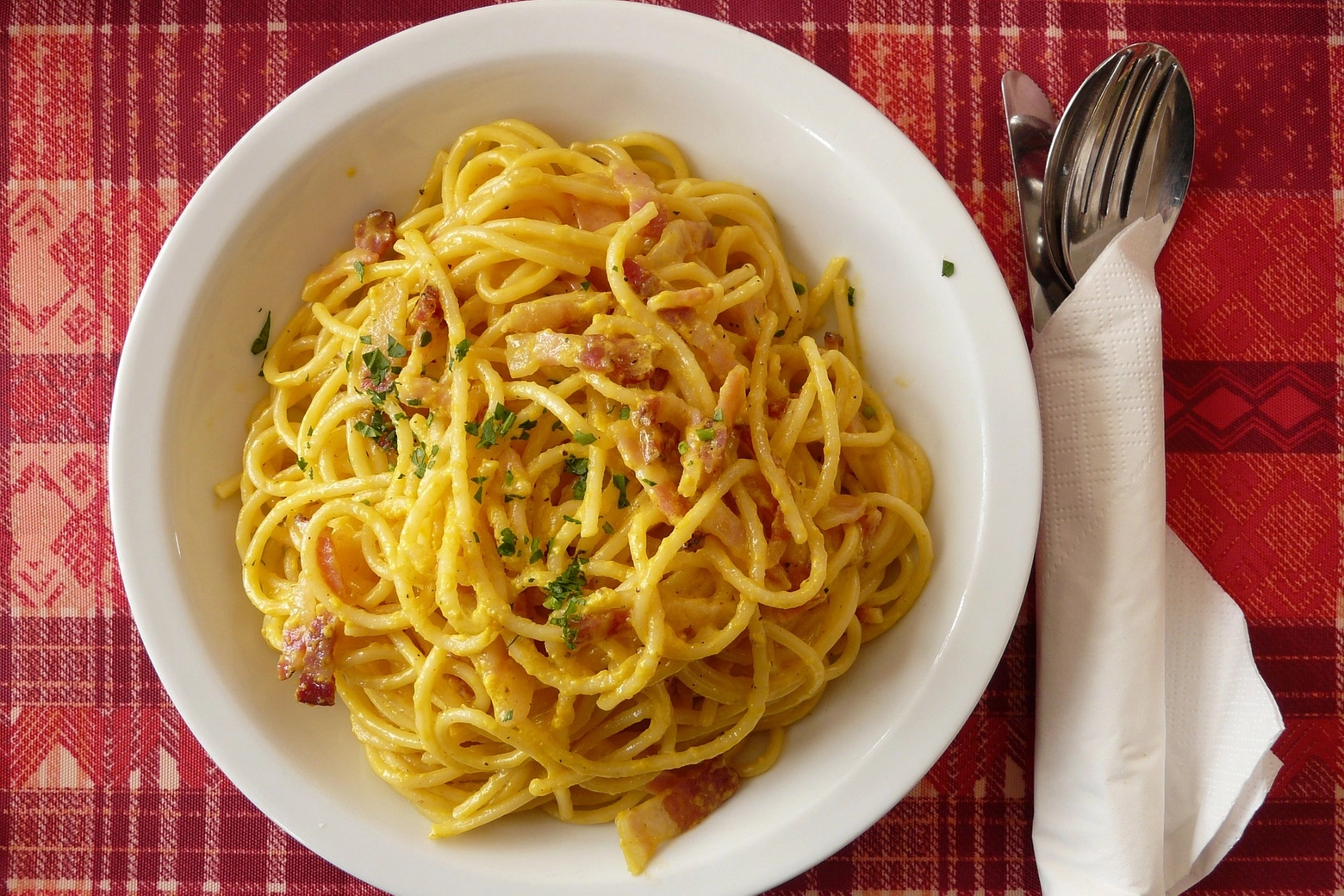 Il piatto di spaghetti alla Carbonara è servito!