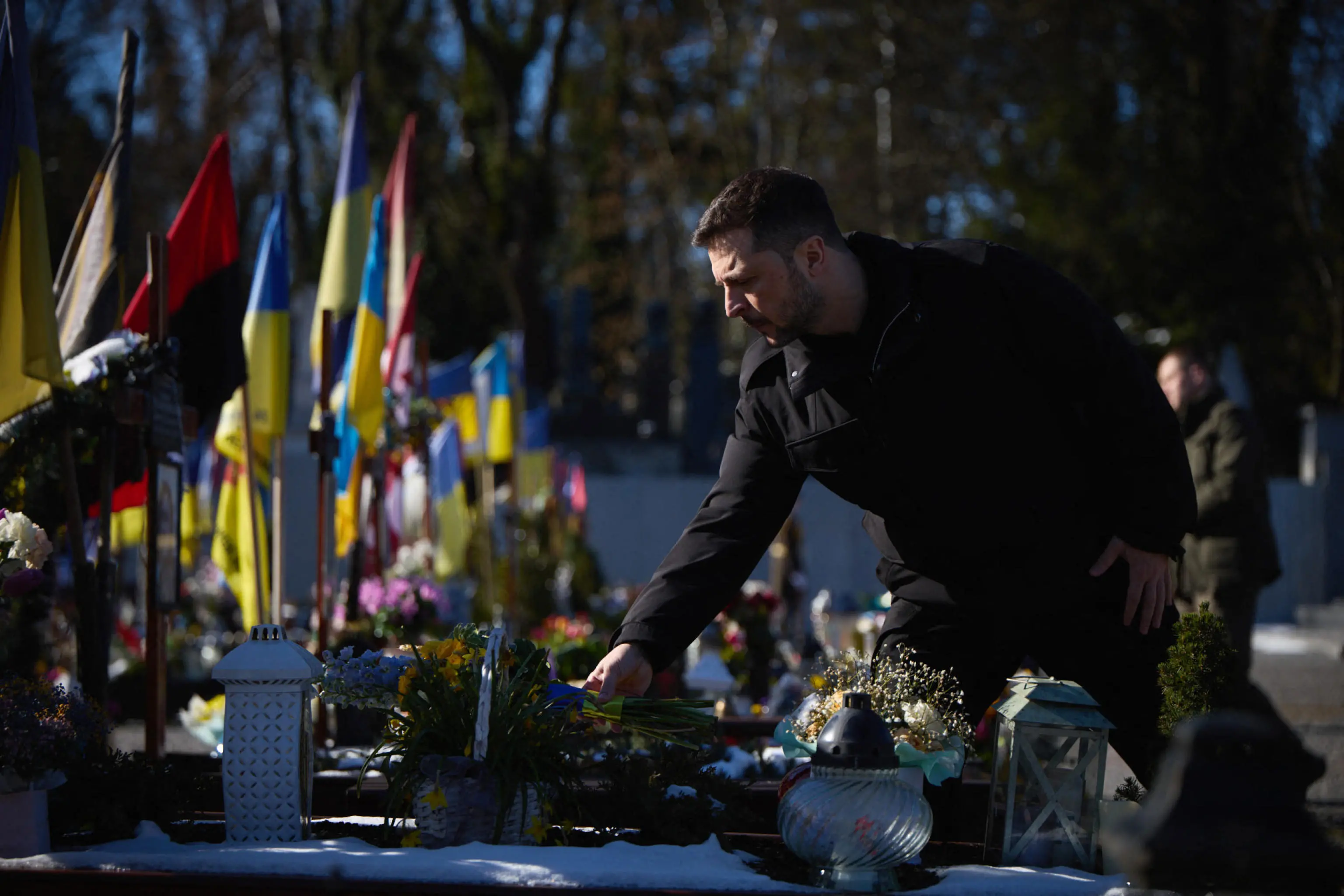 Ucraina, dove può arrivare il negoziato con la Russia. “Kiev dovrà cedere le terre occupate”