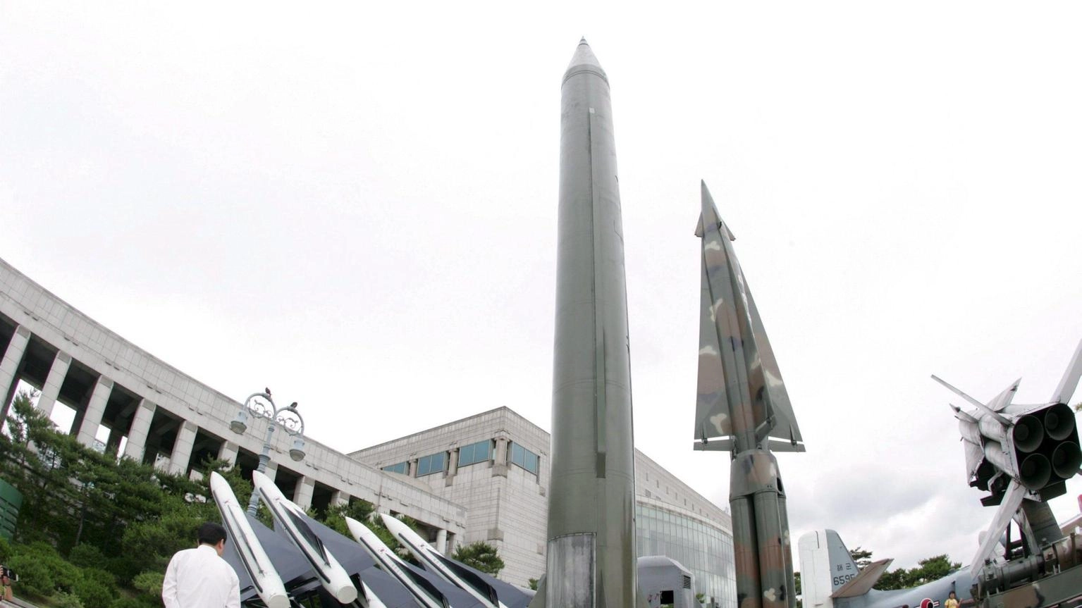 Corea del Nord lancia numerosi missili balistici a corto raggio