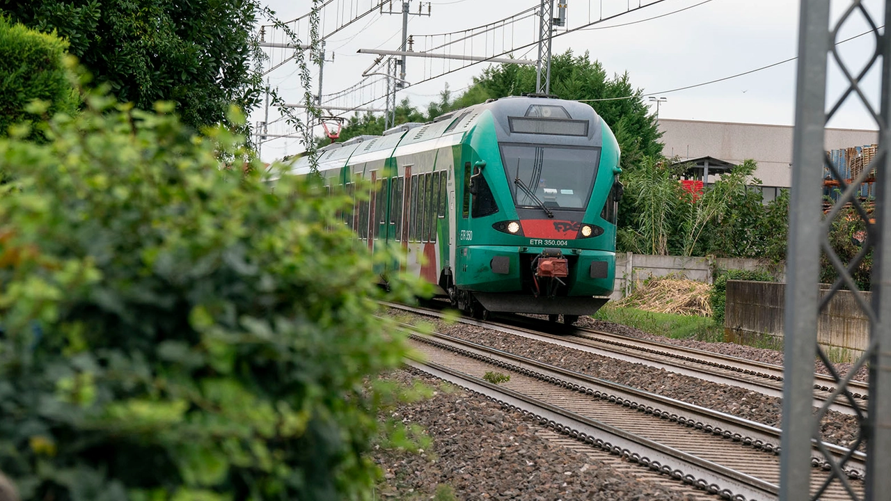 Treni fermi sulla Roma-Civitavecchia (foto di archivio Isola Press)