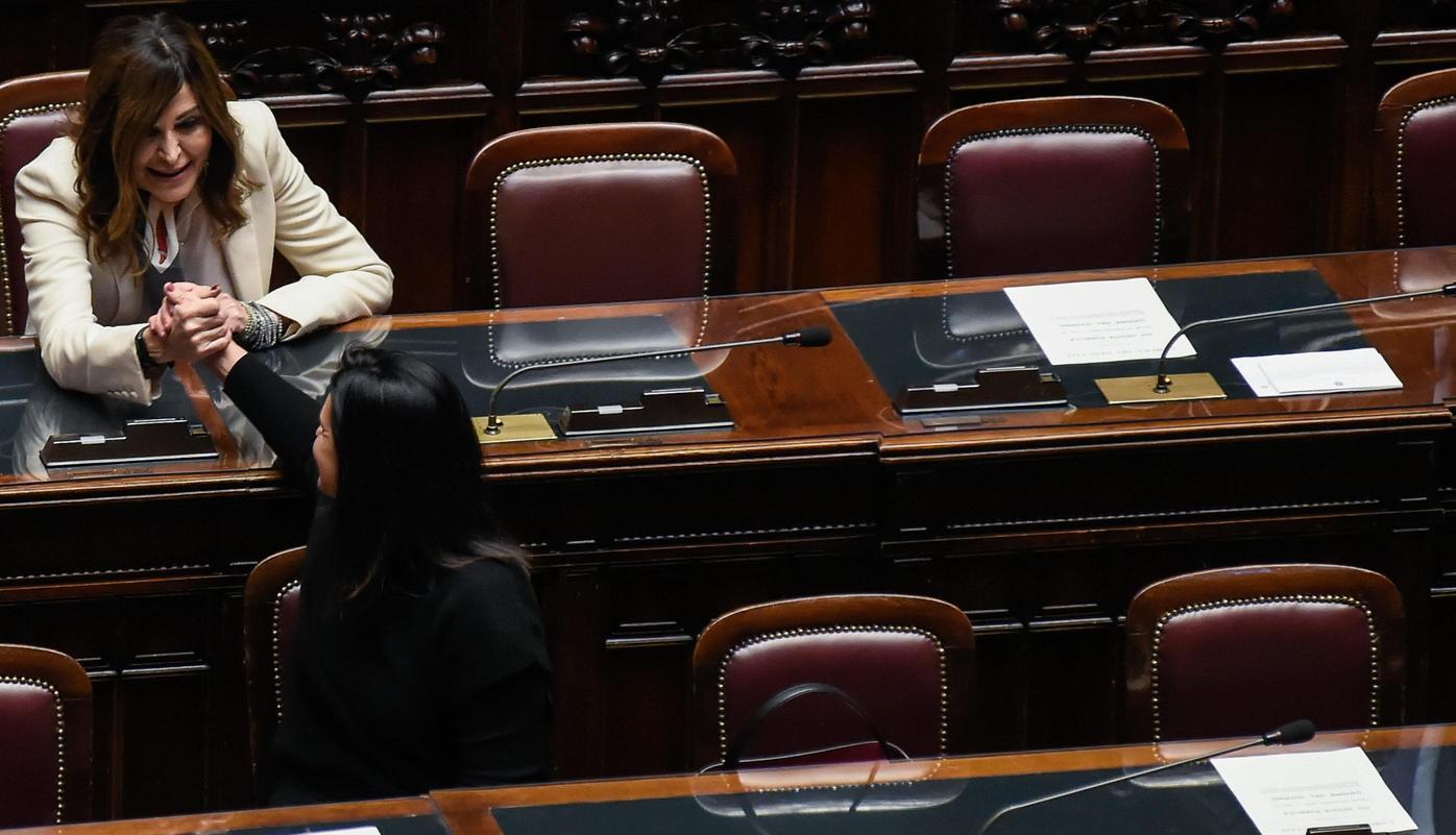 Il caso Santanchè. La Camera discute la sfiducia. Lei è sola sui banchi del governo