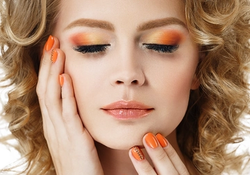 Summer Spritz Glow, il trucco perfetto per le sere d’estate