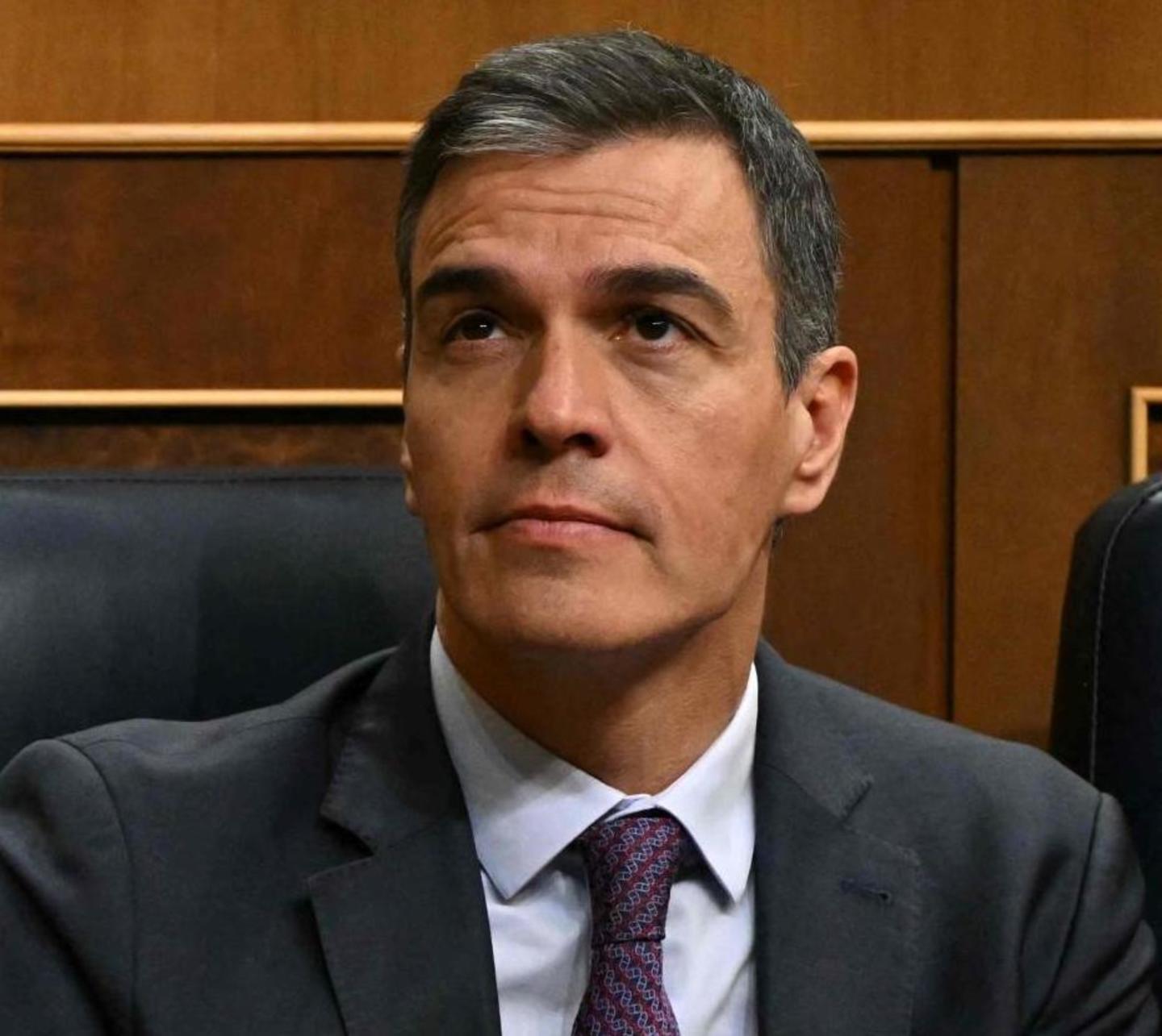 La ventaja es popular, pero Sánchez aguanta.  Un nuevo disparo de Vox