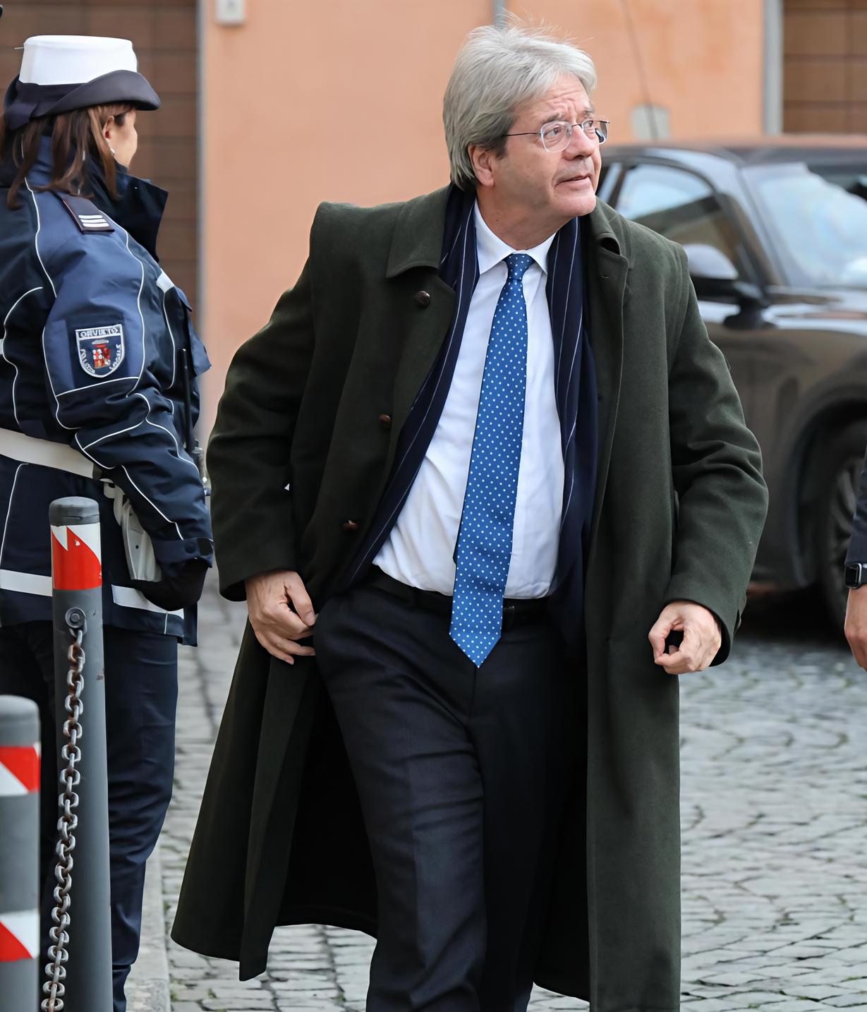 I riformisti a Orvieto. Gentiloni incalza Schlein: "Si occupi di sicurezza"