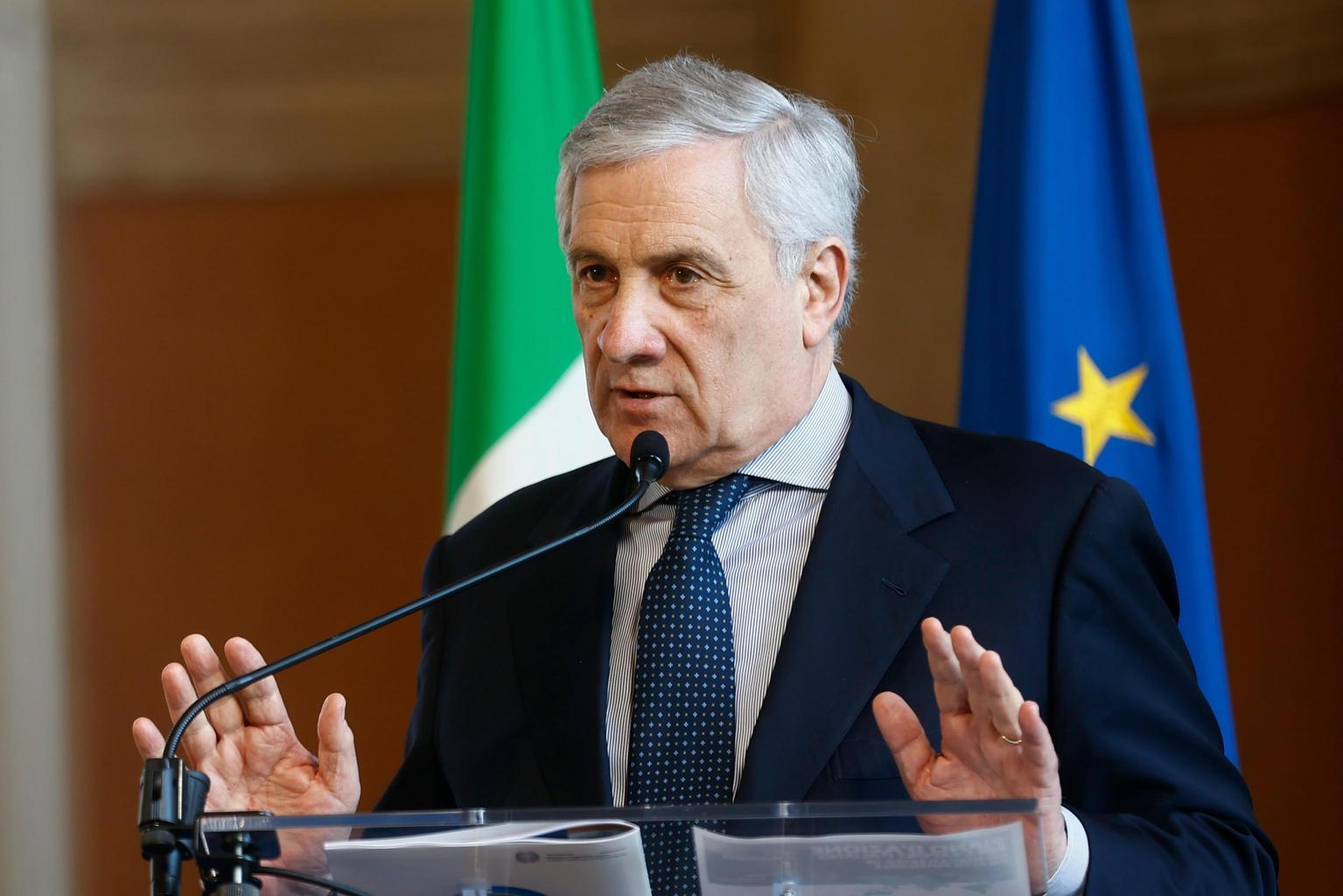 Tajani: "La Borsa di Milano deve rimanere italiana, no a quotazioni all'estero"