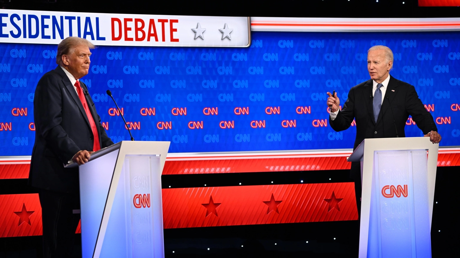 Il dibattito presidenziale in diretta tv tra l'ex presidente Donald Trump e il suo successore Joe Biden