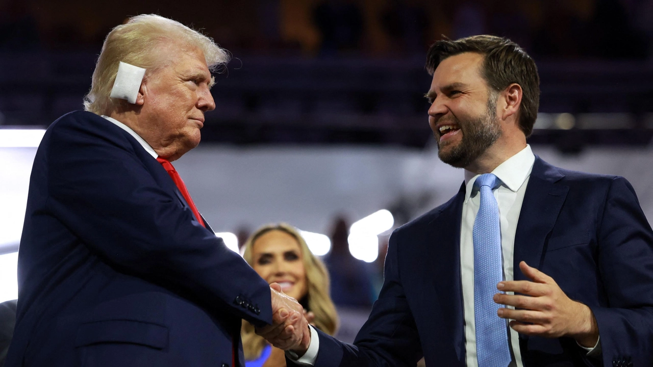 Donald Trump con J.D. Vance (foto Ansa)