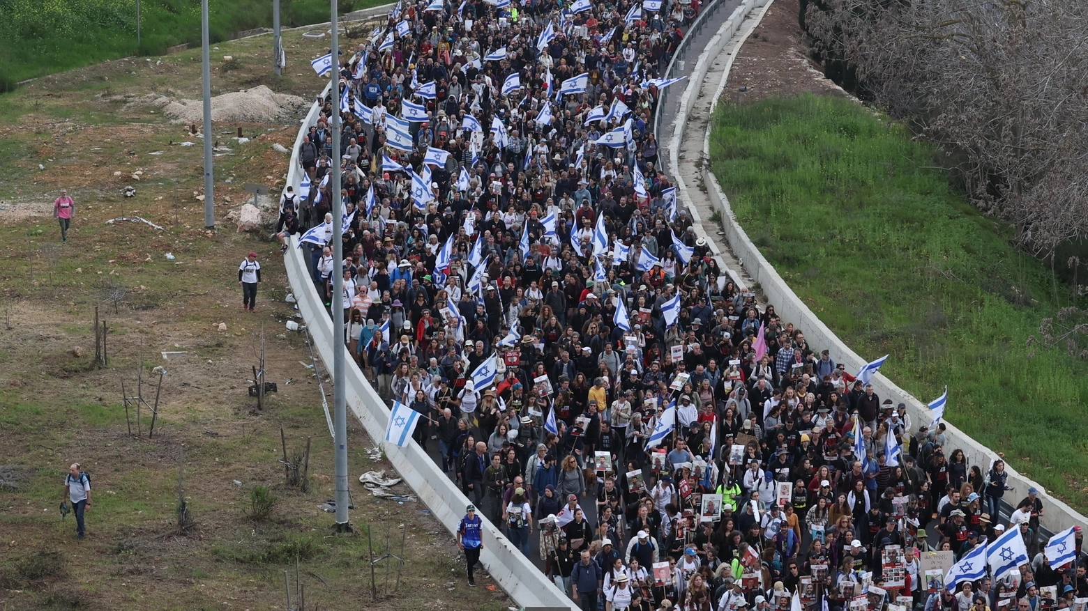 Israele, in 15mila alla manifestazione per la liberazione degli ostaggi (Ansa)
