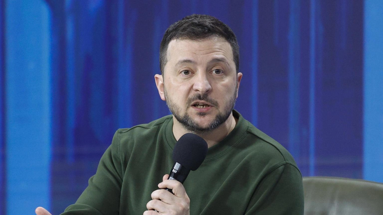 Drammatico appello di Zelensky, 'stiamo finendo i missili'