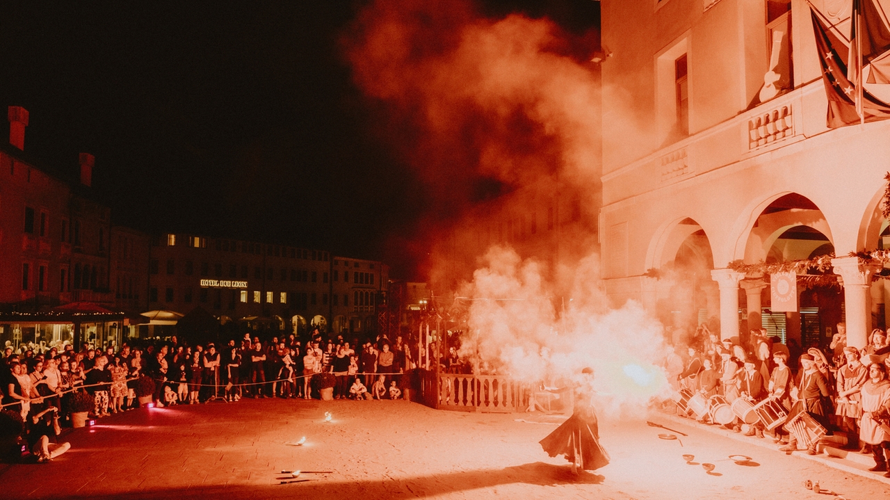 Sono 110.000 gli eventi organizzati ogni anno dalle associazioni impegnate a creare iniziative a favore della propria località, di cui ventimila sono sagre, grazie a 300.000 volontari