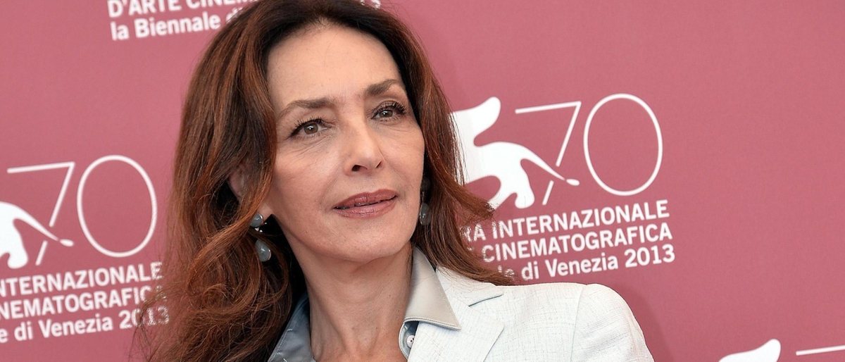 Maria Rosaria Omaggio è morta, l’attrice aveva 67 anni: l’annuncio su Instagram