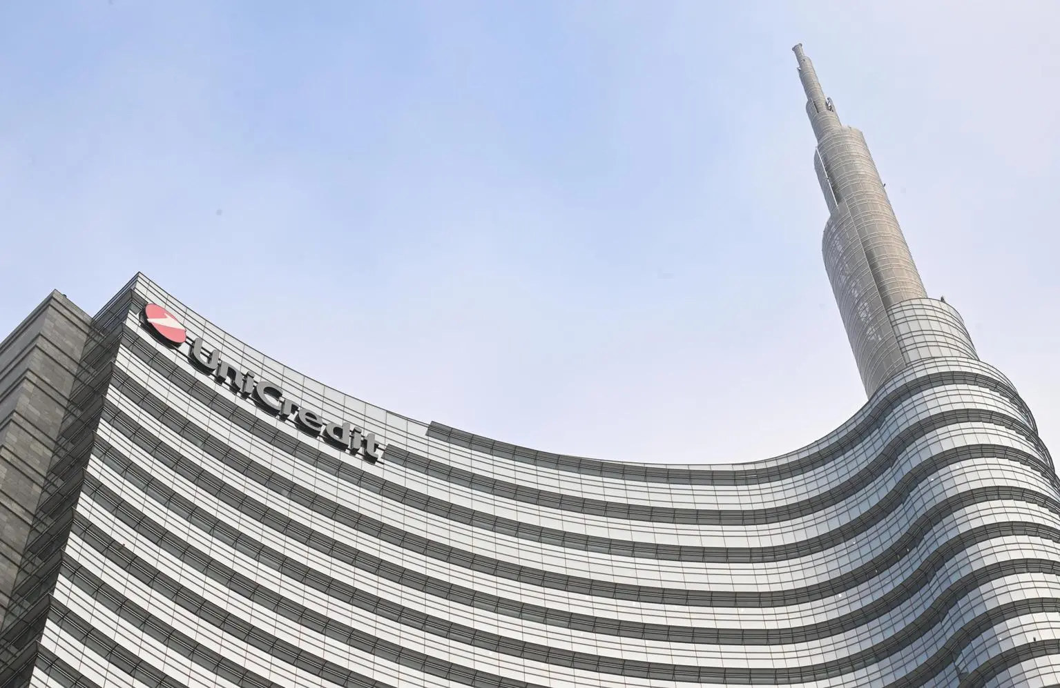 Unicredit si inserisce nel risiko finanziario: puntata su Generali dopo Mps e Mediobanca