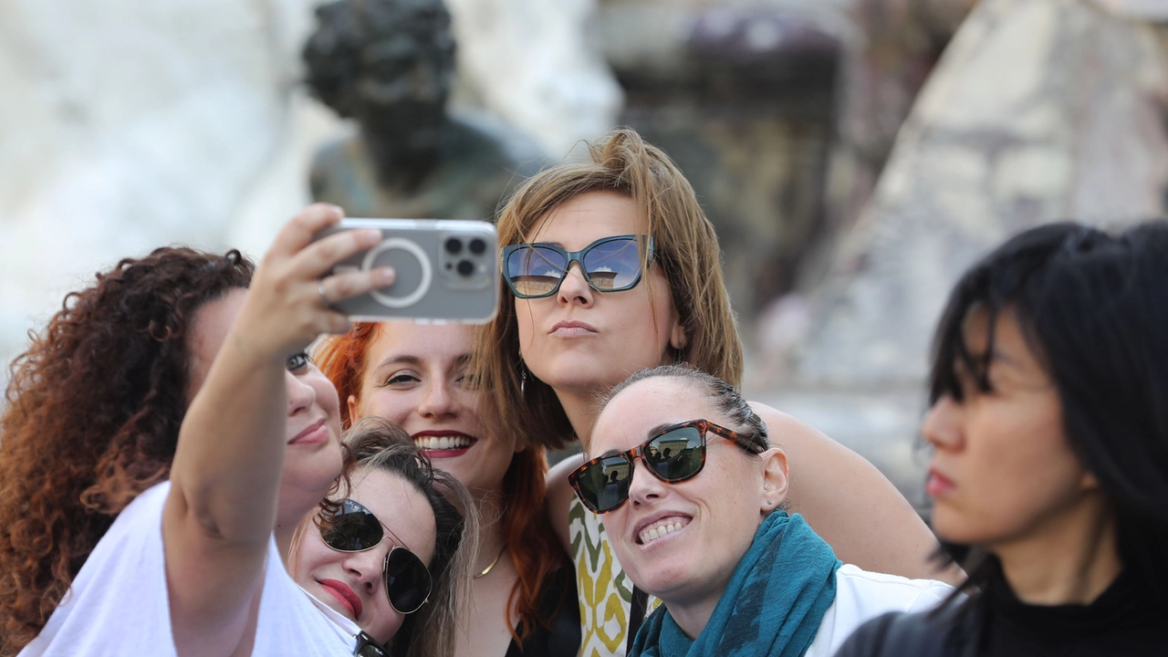 Turiste a Firenze (New Press Photo)