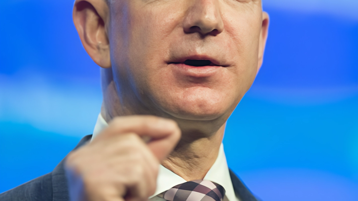 Il Washington Post non appoggia Kamala. La decisione presa dal proprietario Bezos