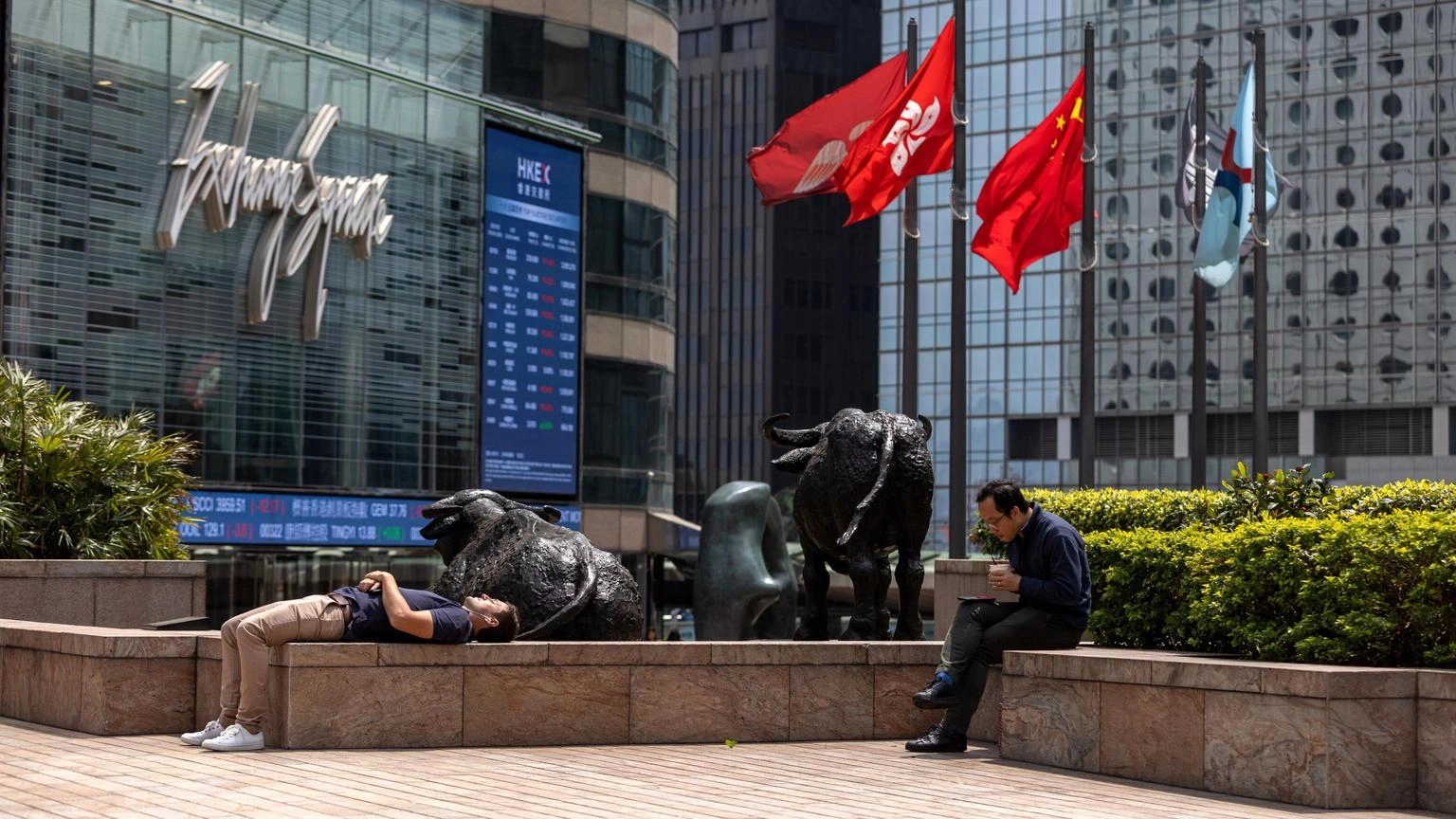 Borsa: l'Asia chiude in rialzo tra trimestrali e banche centrali