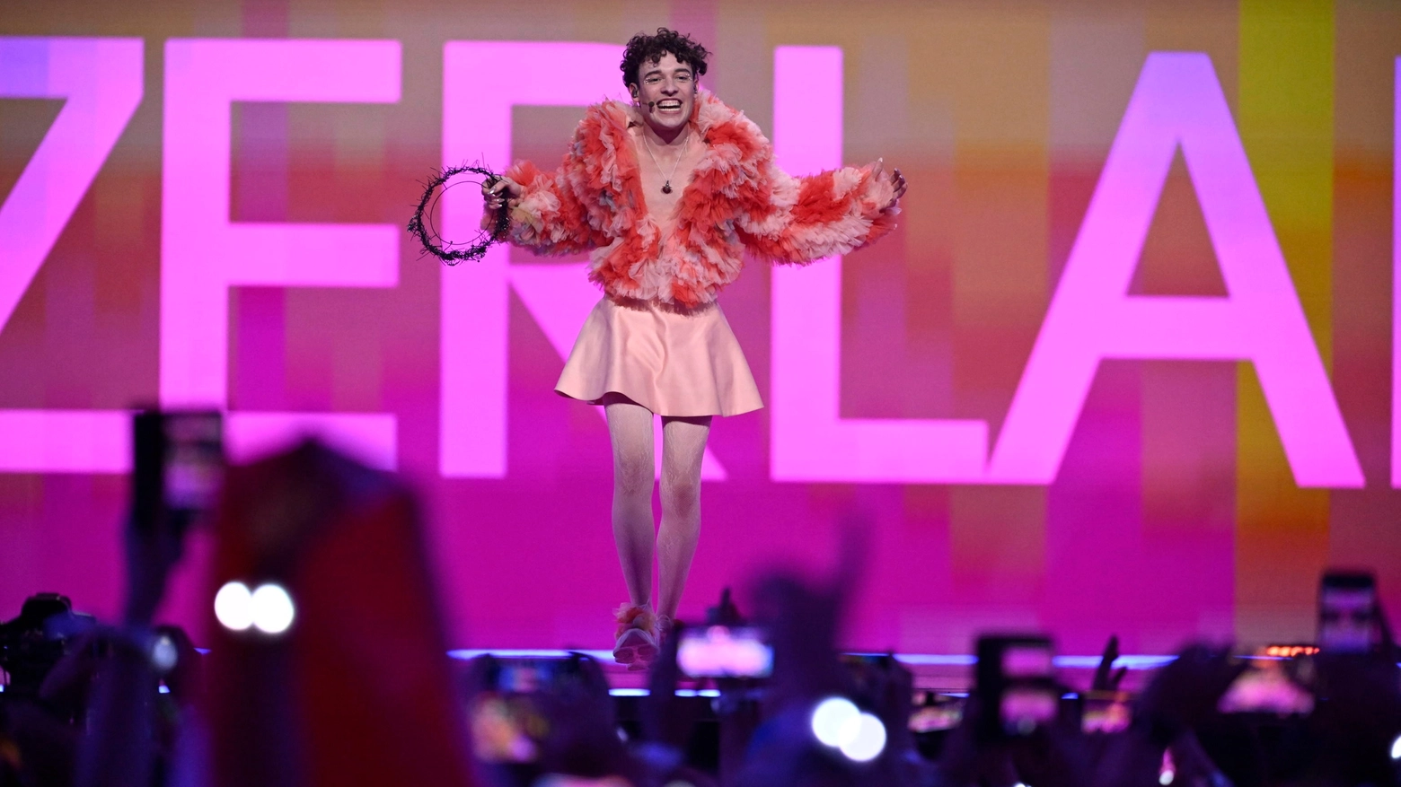 Lo svizzero Nemo premiato all'Eurovision 2024