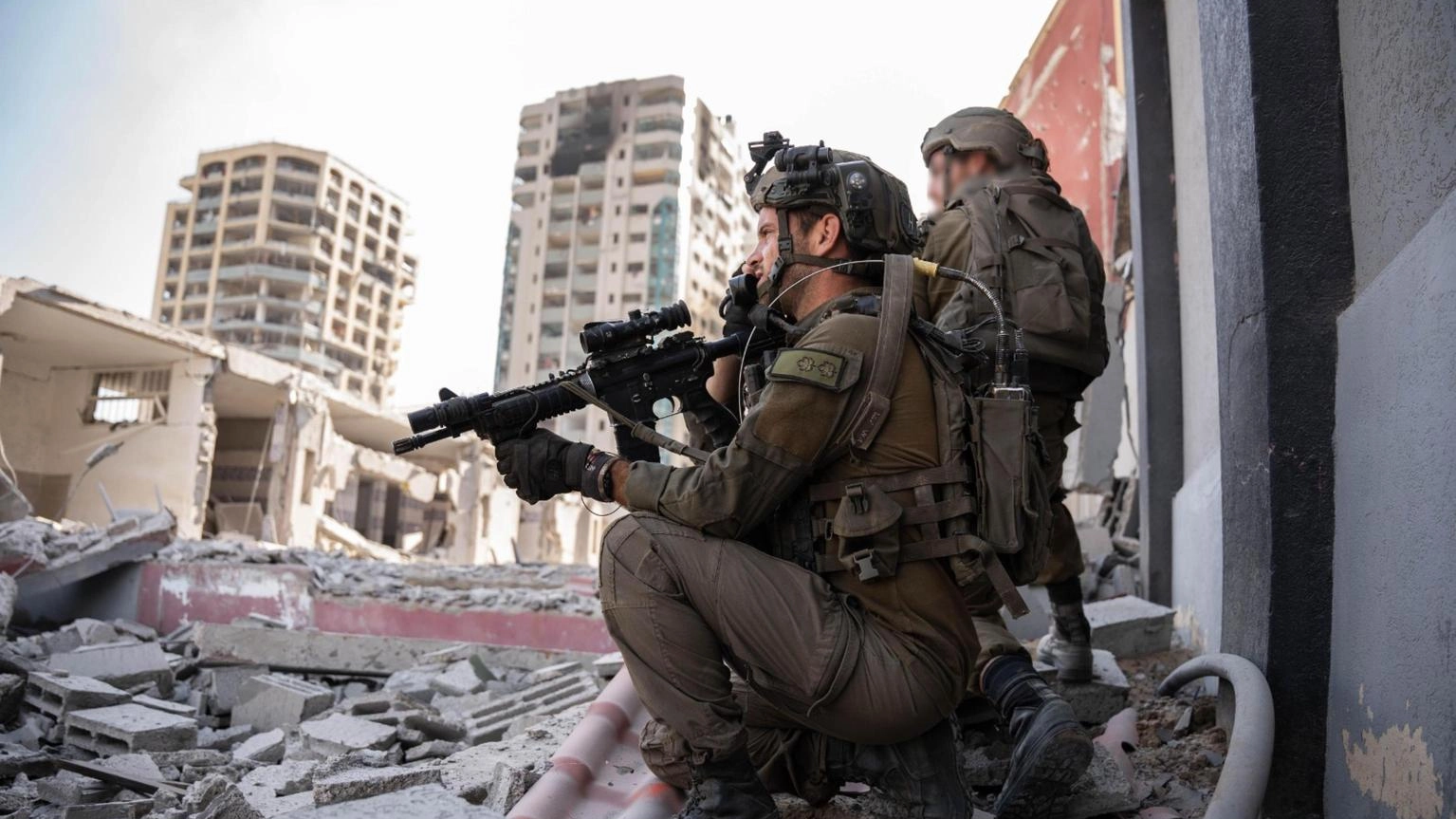 Hamas, almeno 42 morti nei raid israeliani a Shati e Tuffah