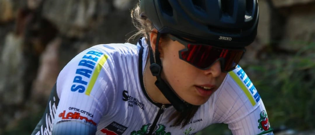 Morta Sara Piffer, la promessa del ciclismo italiano investita da un’auto a 19 anni