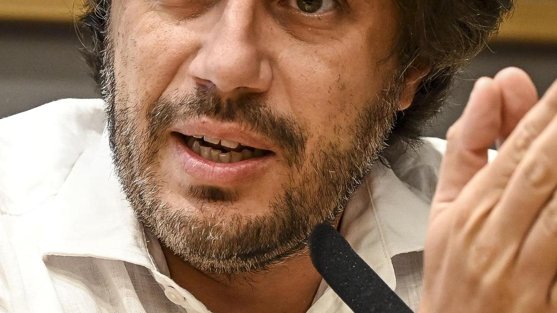 Silvestri, M5S: "Rispetto la piazza, ma era confusa"