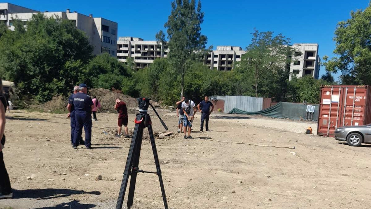 Una foto del terreno dove veniva allevato il coccodrillo, pubblicata dalla sindaca di Botunets sul suo profilo Facebook