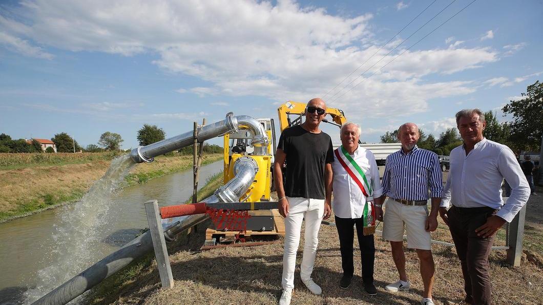 L’ex Ceo di Gucci salva Cervia dall’alluvione: “L’idrovora che ho donato funziona. Chi può aiuti”