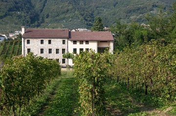 Casa Valdo, enoturismo di lusso tra i vigneti del Prosecco Valdobbiadene