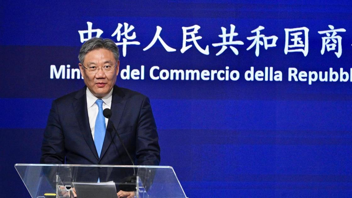 Cina si oppone ai dazi USA: annunciate contromisure e ricorso al Wto