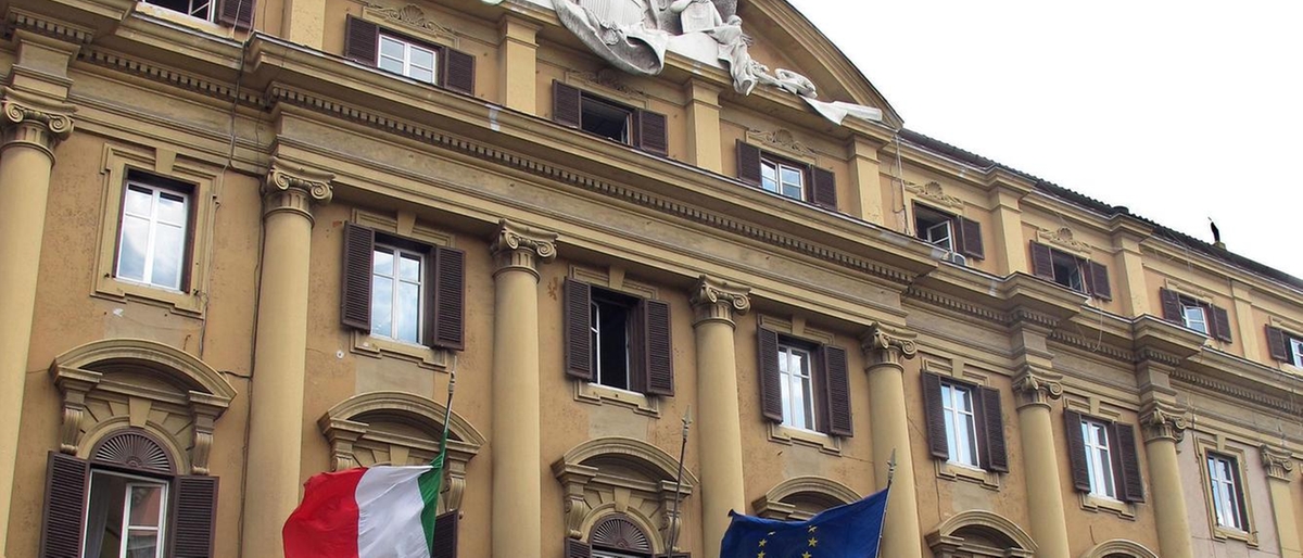 Economia italiana 2024: Pil cresce dello 0,7%, Istat rivela dati aggiornati