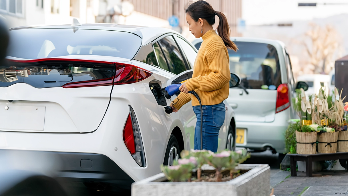 Auto elettriche, i motivi per cui non decollano le vendite