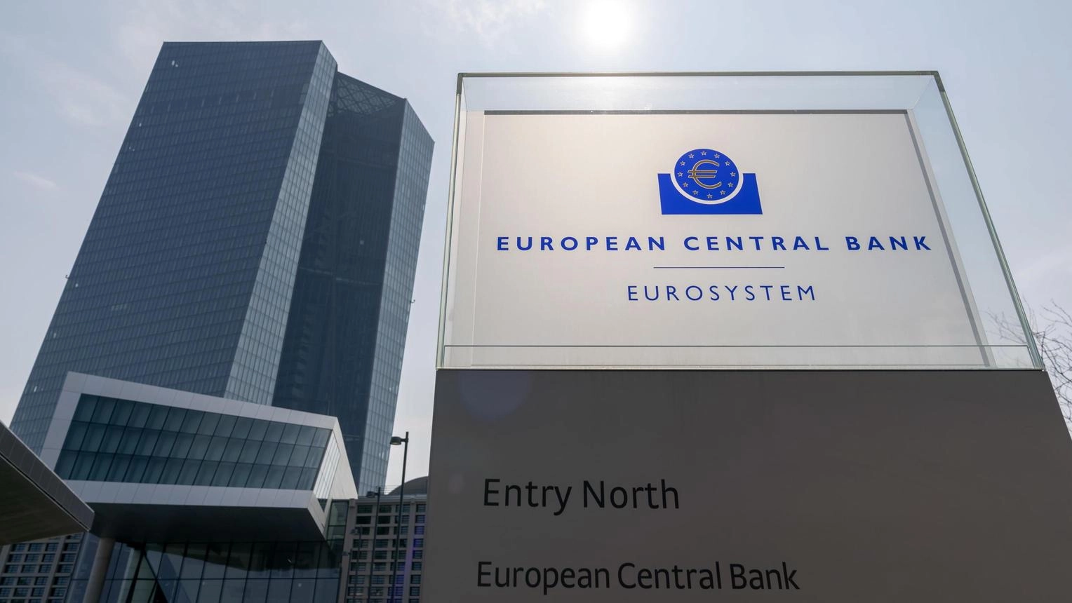 La Bce lascia i tassi fermi al 4,50%