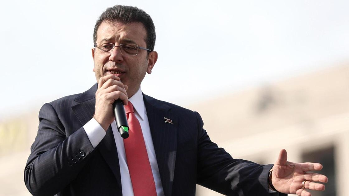 Arrestato il sindaco di Istanbul Imamoglu, uno dei principali oppositori di Erdogan