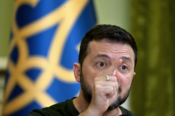 Zelensky: "La Russia partecipi al secondo vertice di pace”. La Spagna invia 10 tank Leopard a Kiev