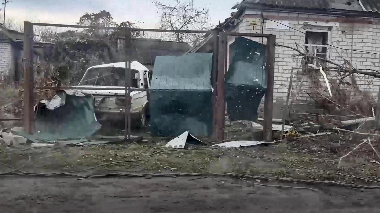 Le Forze armate dell'Ucraina colpiscono un posto di comando della 810a brigata russa vicino a Belaya, regione di Kursk.