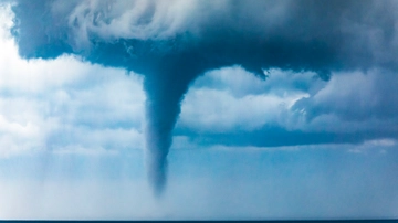 Perché le trombe marine sono in aumento? L’esperto del Cnr: “L’evento meteo di Palermo da studiare”