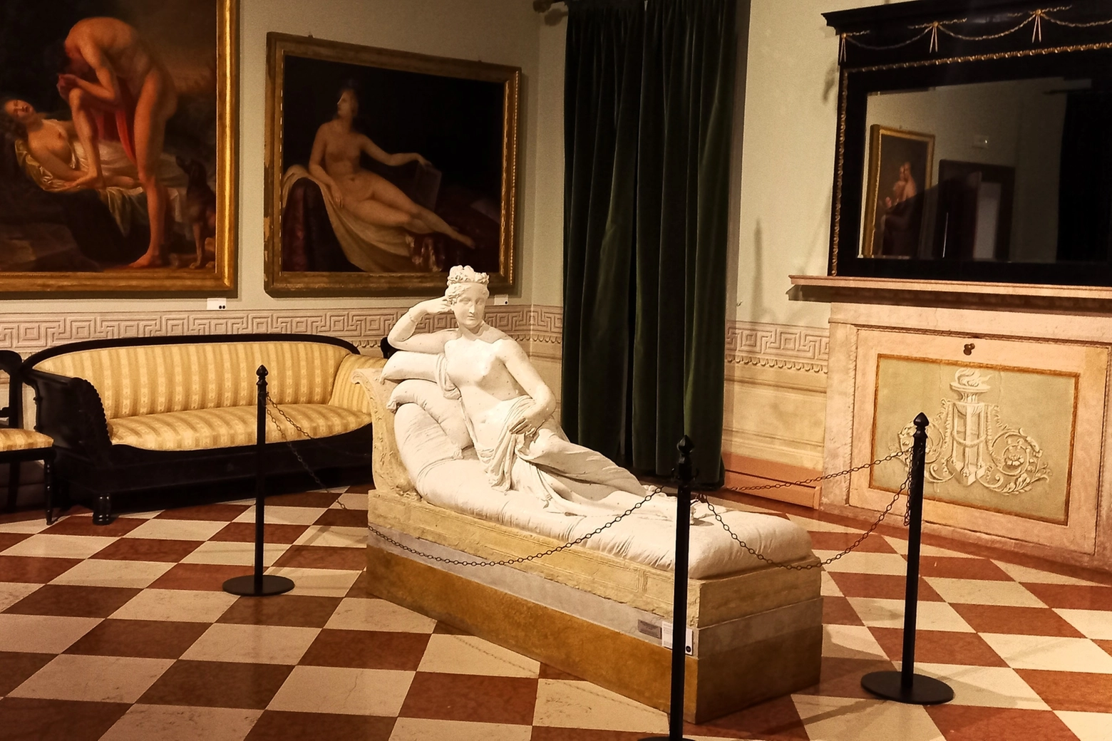 Paolina Bonaparte 'accoglie' gli ospiti nel salotto di casa Canova